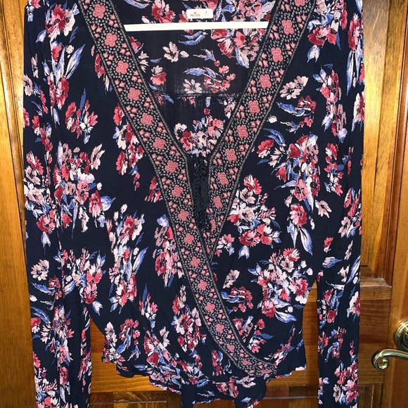 Long sleeve scoop neck - Picture 1 of 3